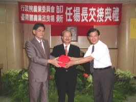 �����s�¥������汵�A�ѹA�e�|�L�ƥD�e��y�ʥ�